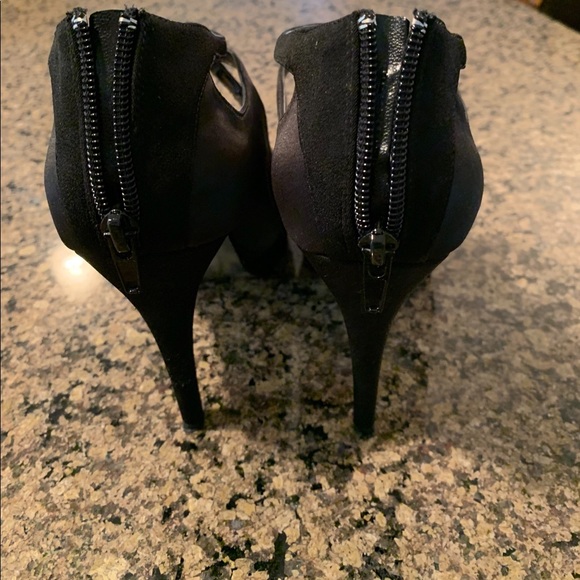 Black stilettos - Picture 3 of 4